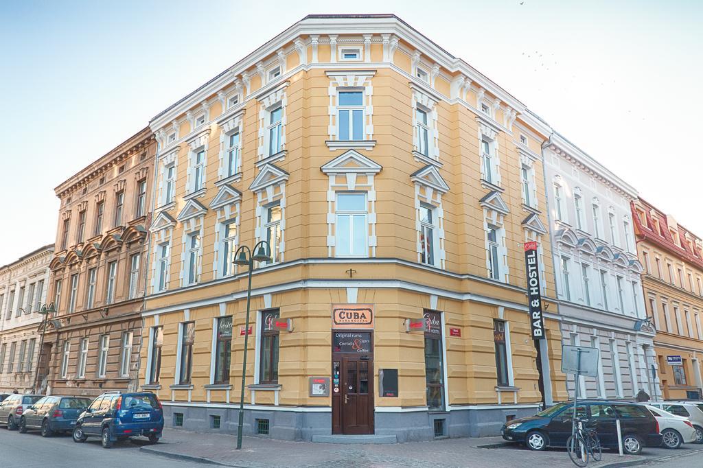 Cuba Bar & Hostel Чеське Будєйовіце Екстер'єр фото